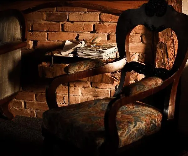 מלון Rajska Willa רייצ'ה