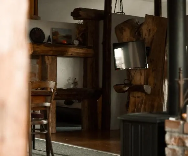 מלון Rajska Willa *