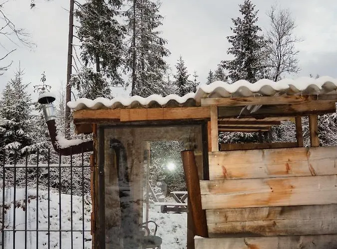 מלון Rajska Willa רייצ'ה